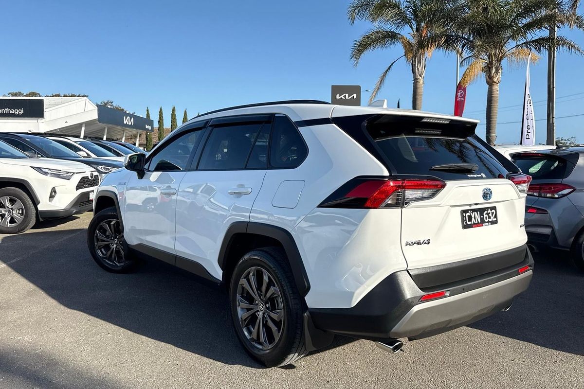 2024 Toyota RAV4 GXL AXAH52R