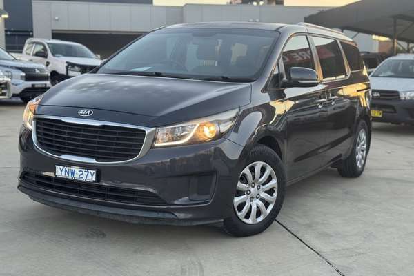 2017 Kia Carnival S YP