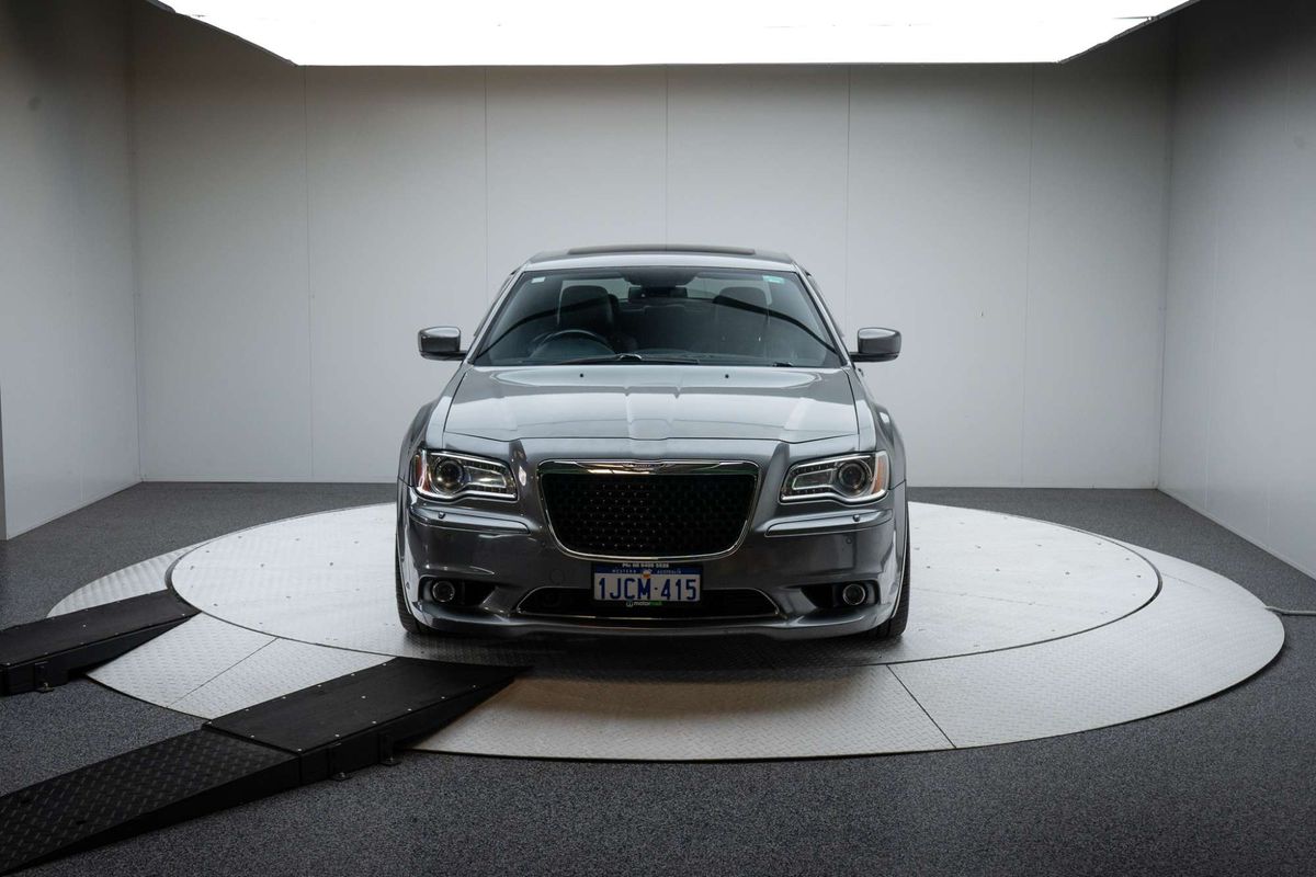 2012 Chrysler 300 SRT-8 LX