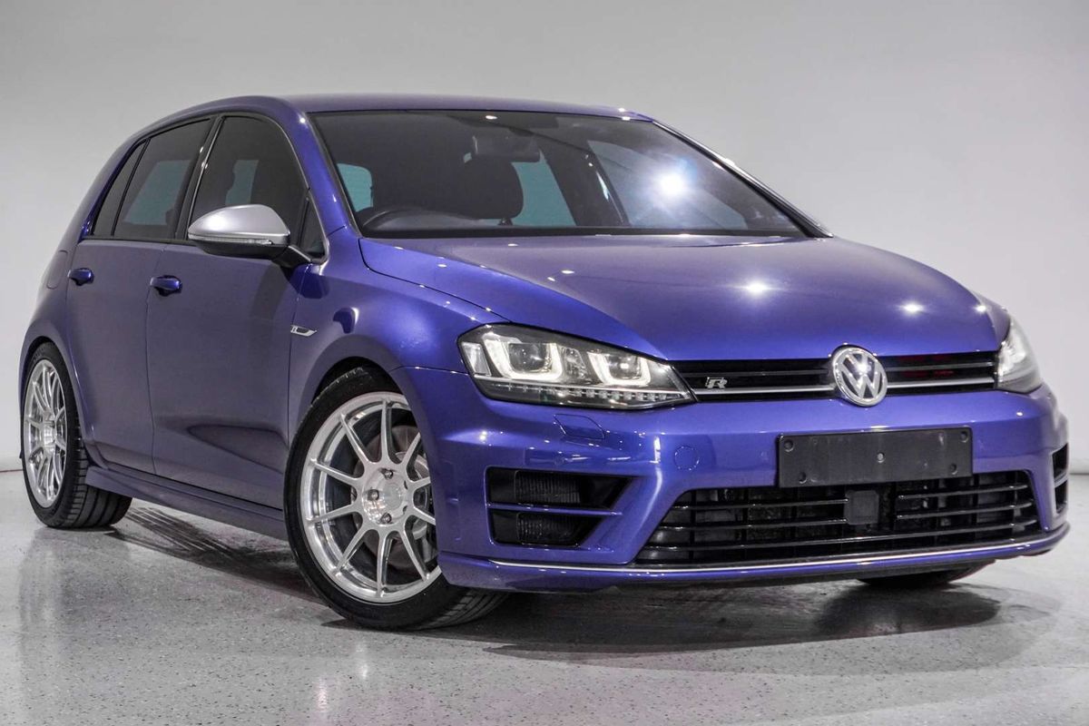 2015 Volkswagen Golf R 7