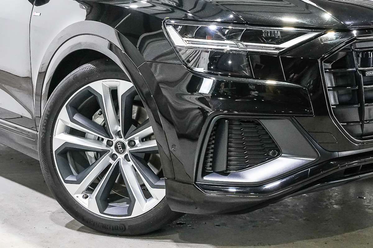 2023 Audi Q8 50 TDI S line Dynamic Black F1