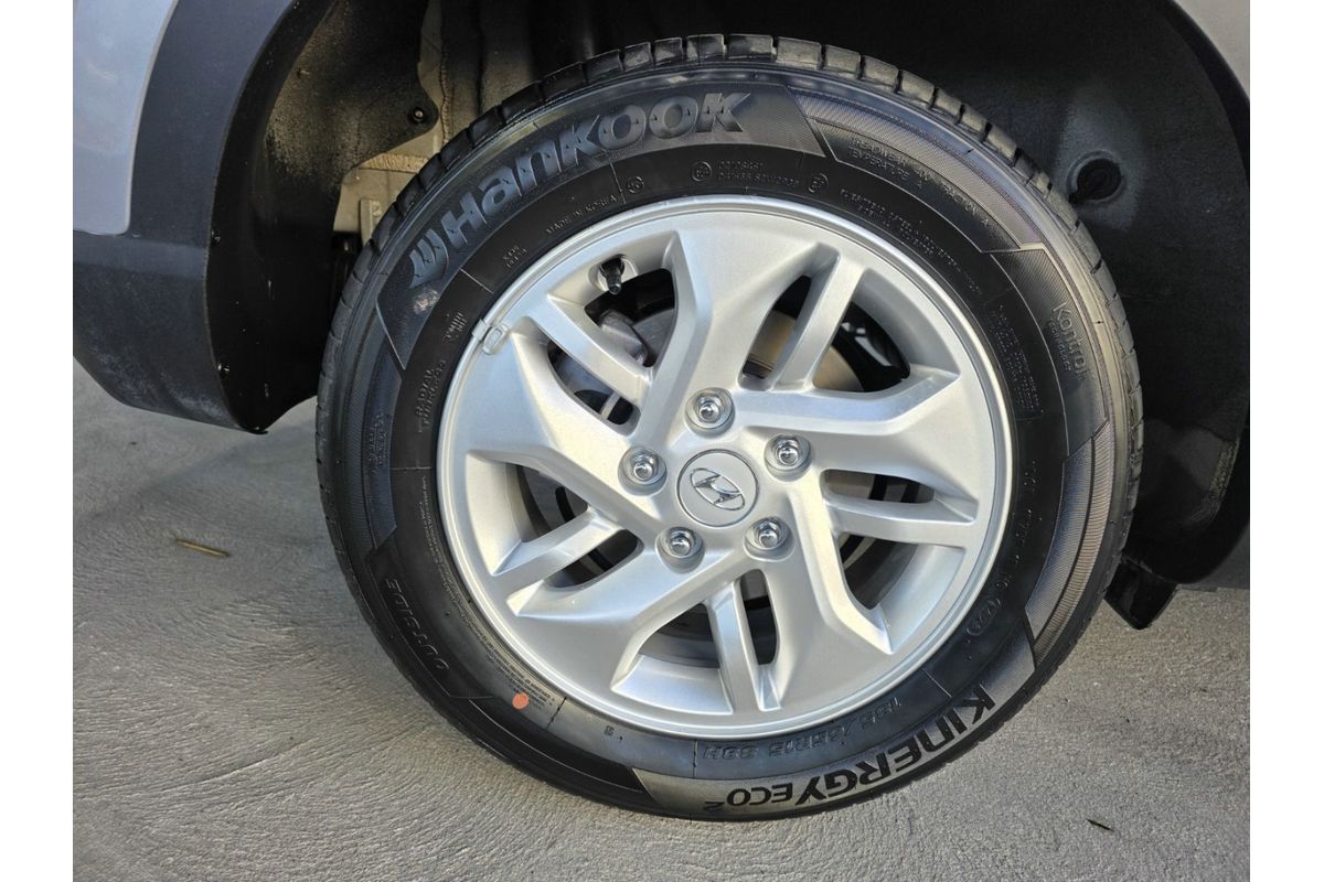 2026 Hyundai Venue QX.V5 image 9