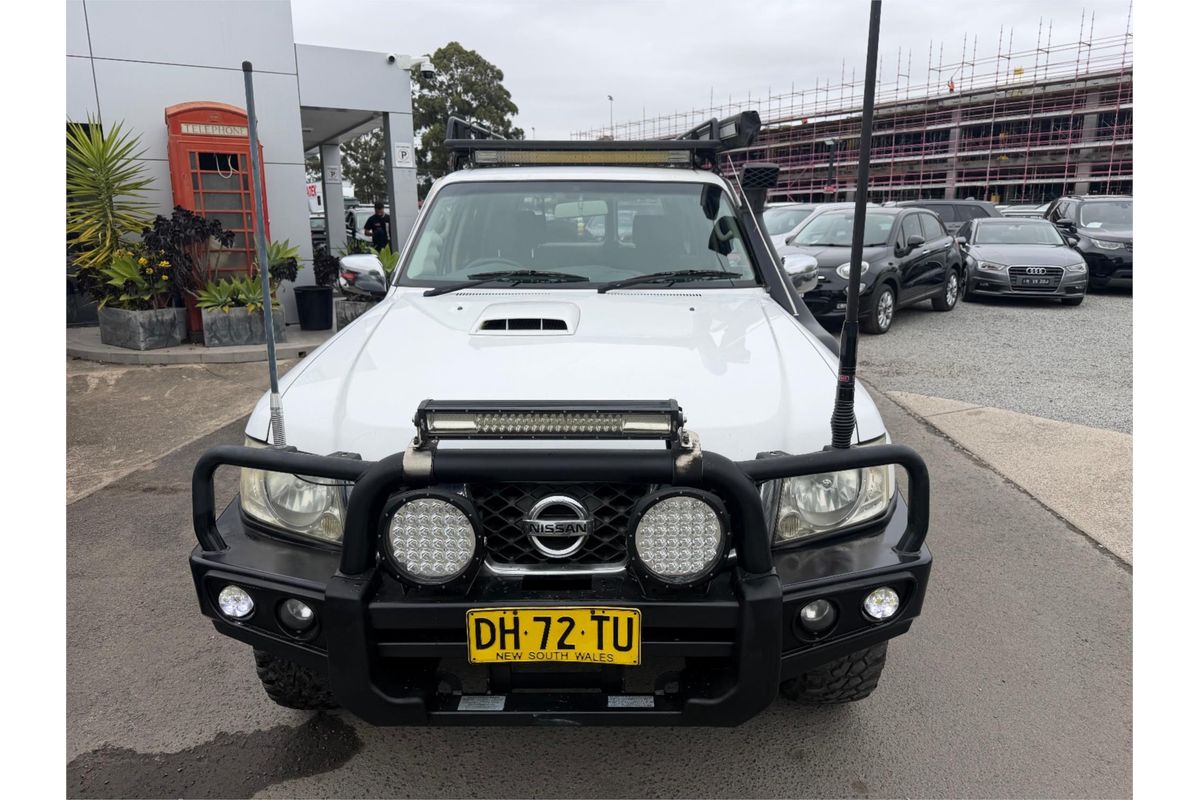 2010 Nissan Patrol ST GU 7