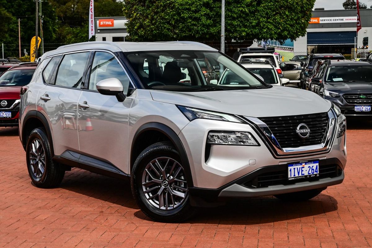 2025 Nissan X-TRAIL ST T33