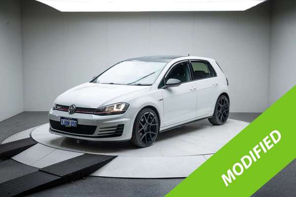 2017 Volkswagen Golf GTI 7