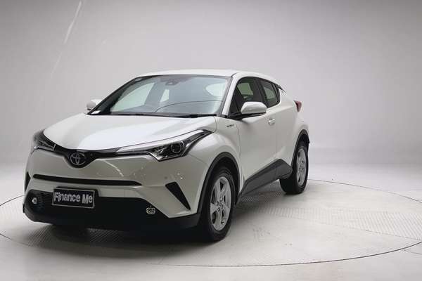 2017 Toyota C-HR NGX50R thumb-5