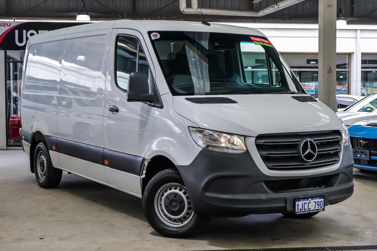2021 Mercedes-Benz Sprinter 314CDI VS30 MWB Low Roof