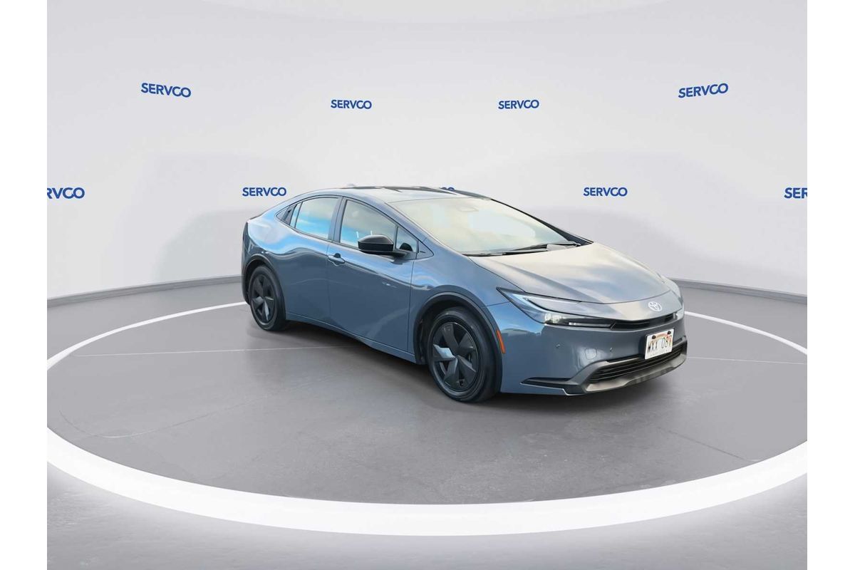 2024 Toyota Prius LE