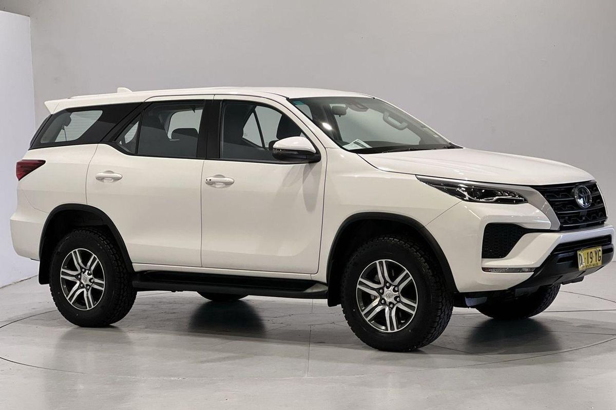 2024 Toyota Fortuner GX GUN156R