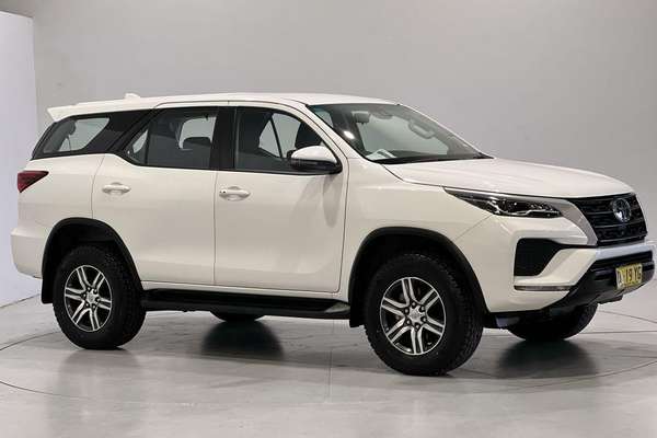 2024 Toyota Fortuner GX GUN156R