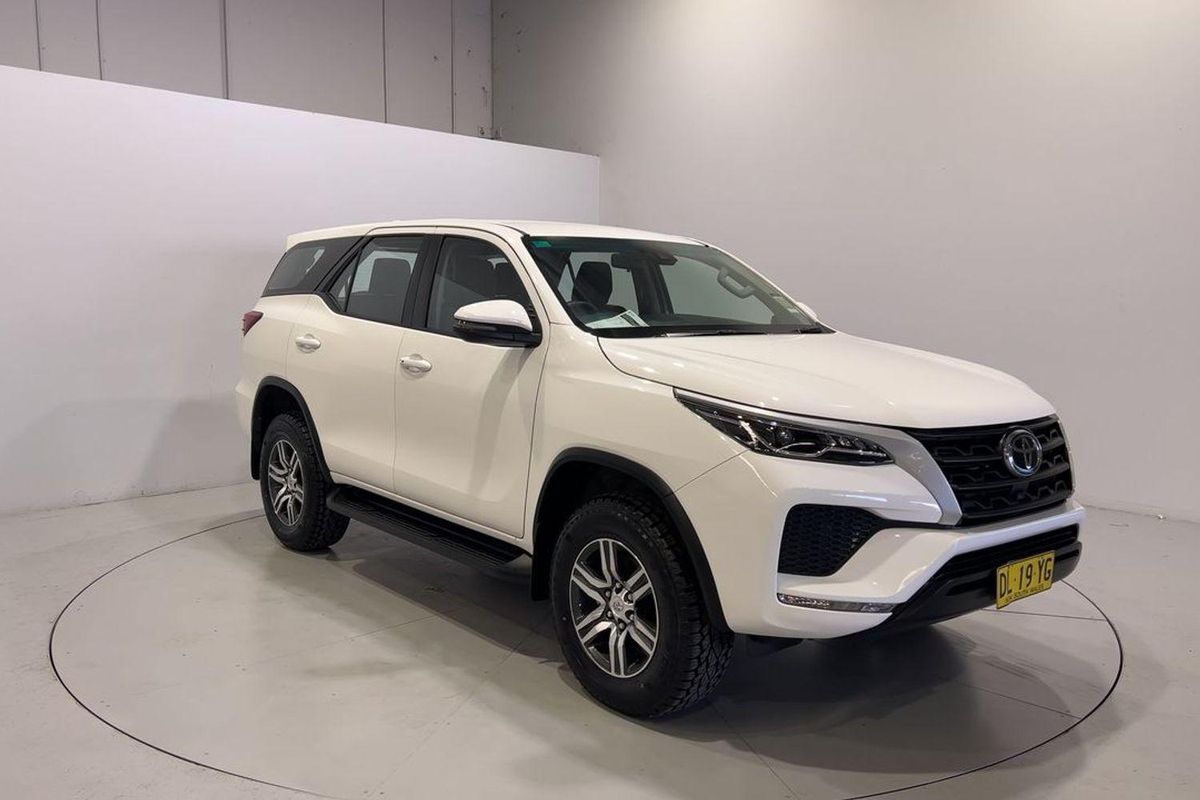 2024 Toyota Fortuner GX GUN156R