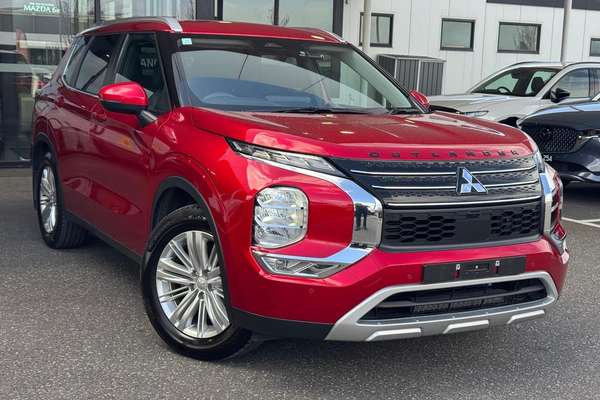 2022 Mitsubishi Outlander LS ZM