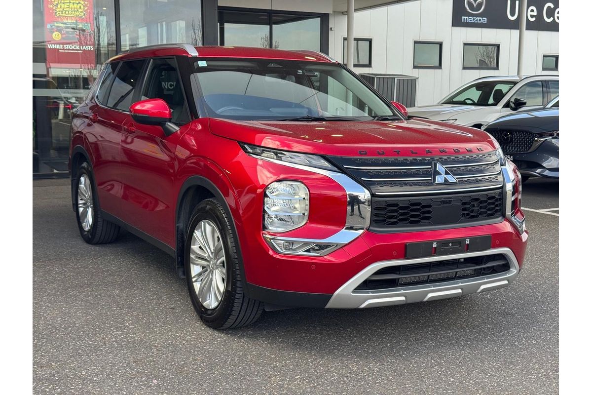 2022 Mitsubishi Outlander LS ZM