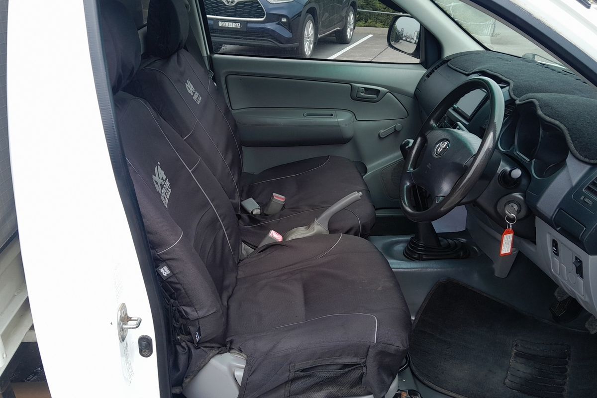 2006 Toyota Hilux WORKMATE TGN16R 06 UPGRADE REAR WHEEL DRIVE