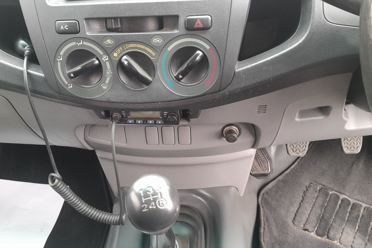 2006 Toyota Hilux WORKMATE TGN16R 06 UPGRADE REAR WHEEL DRIVE