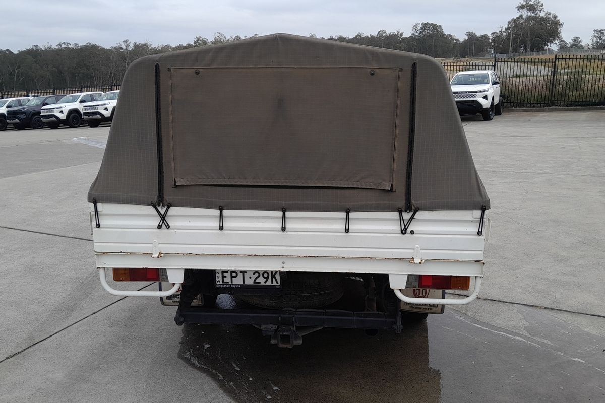 2006 Toyota Hilux WORKMATE TGN16R 06 UPGRADE REAR WHEEL DRIVE