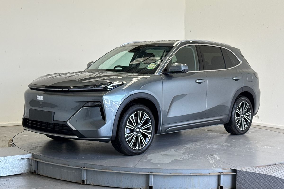 2026 Geely Starray EM-i Inspire P145