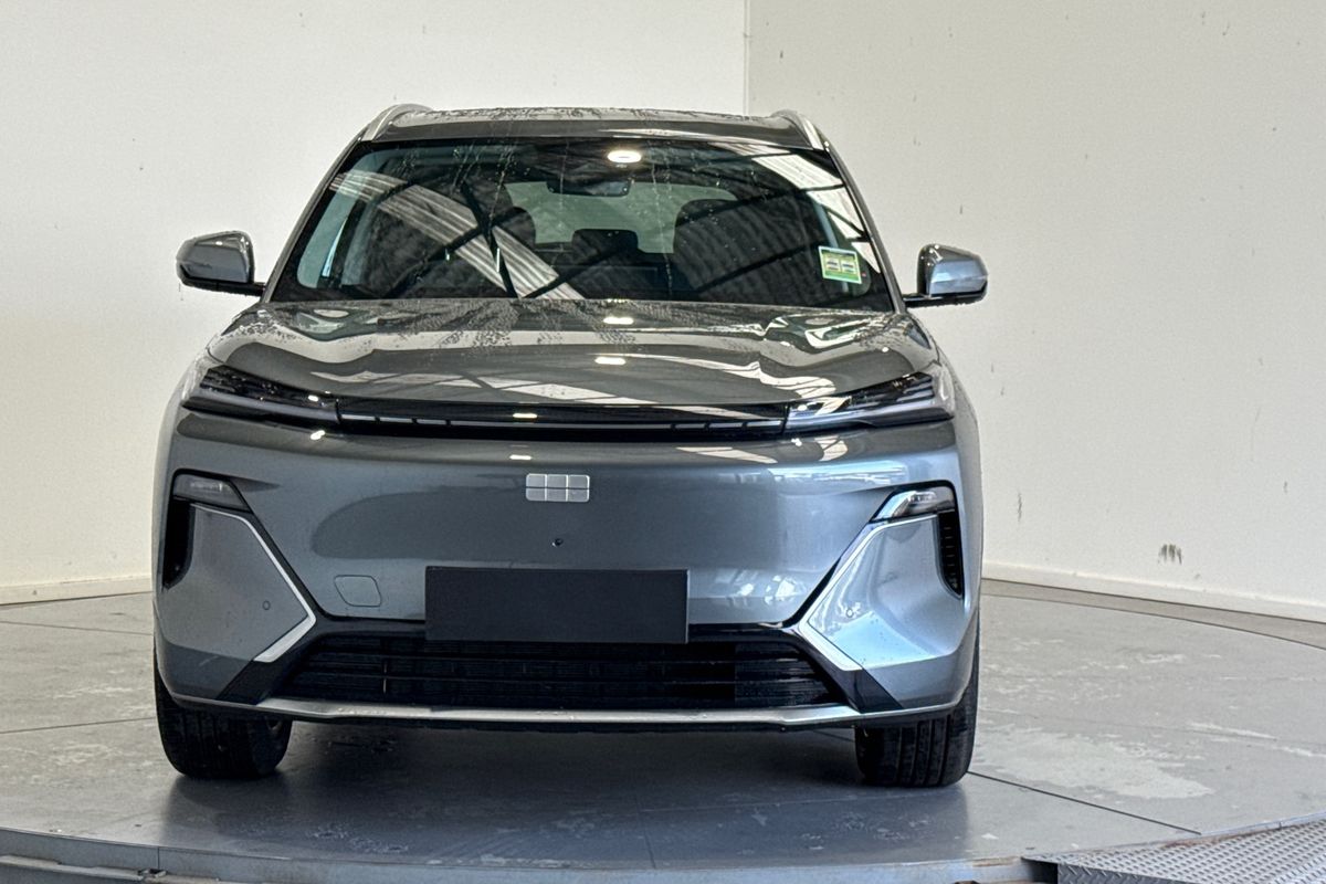 2026 Geely Starray EM-i Inspire P145