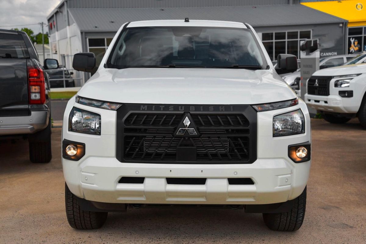 2025 Mitsubishi Triton GLX-R MV