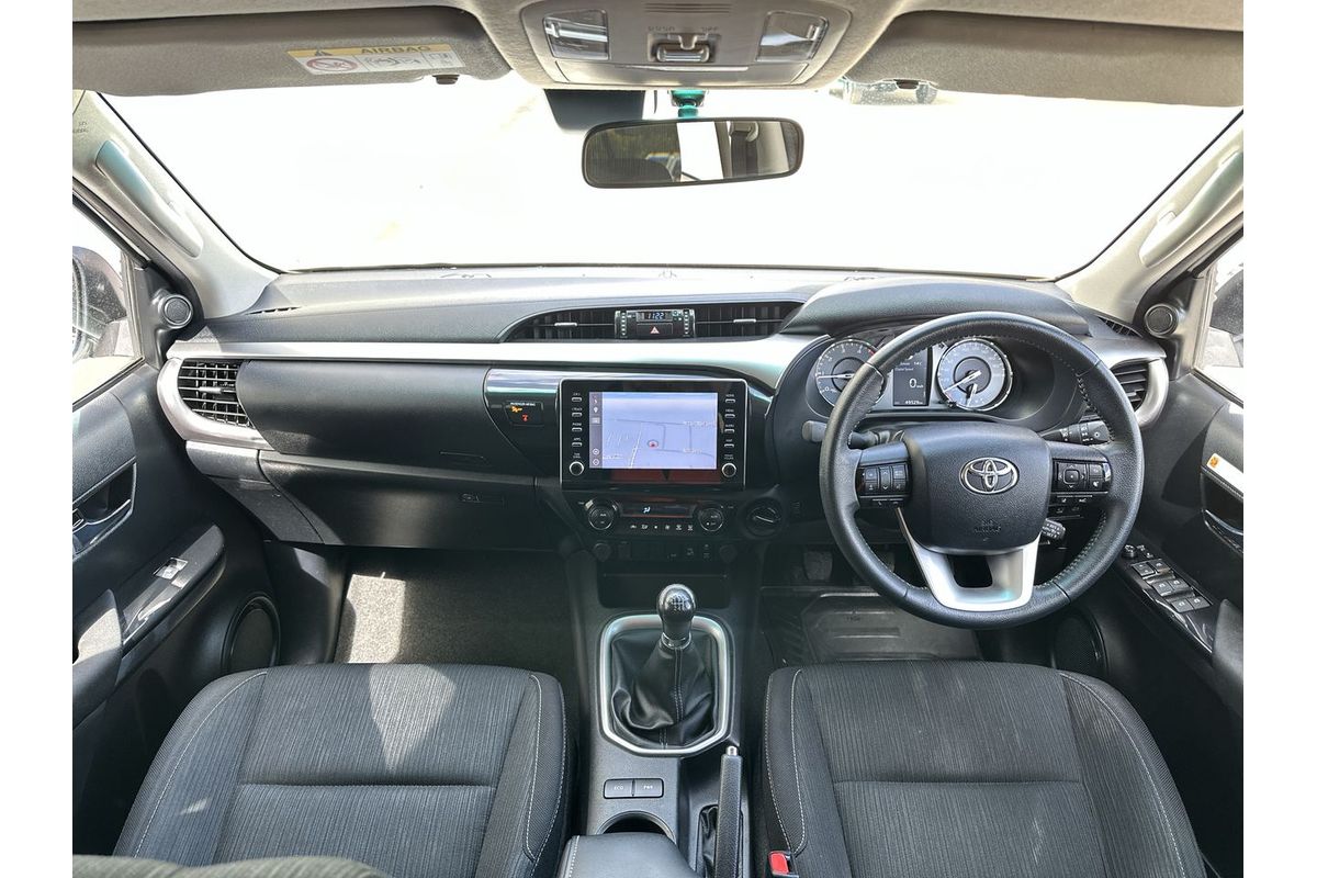 2022 Toyota Hilux SR5 GUN126R 4X4