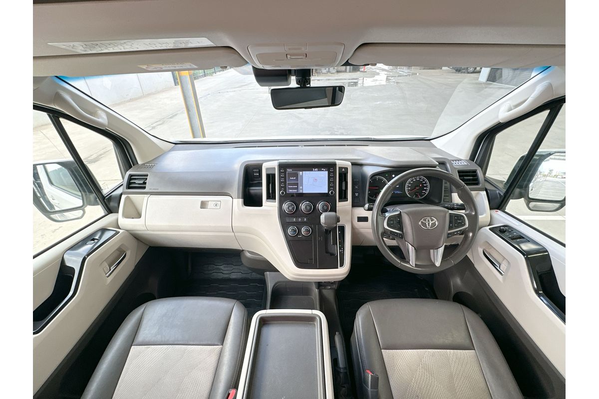 2022 Toyota Hiace Commuter GL GDH322R ELWB High Roof