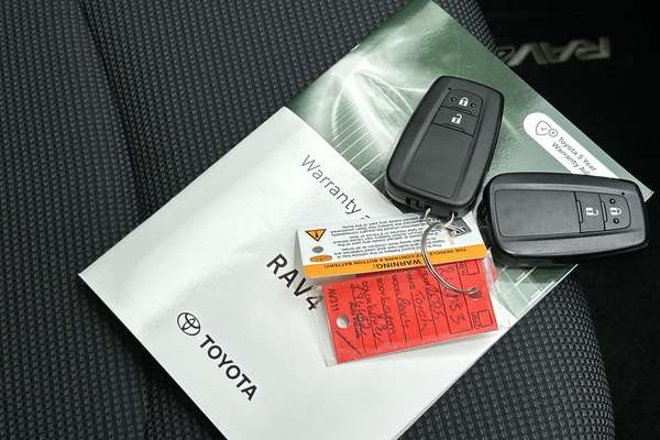 2025 Toyota RAV4 GX AXAH52R thumb-22