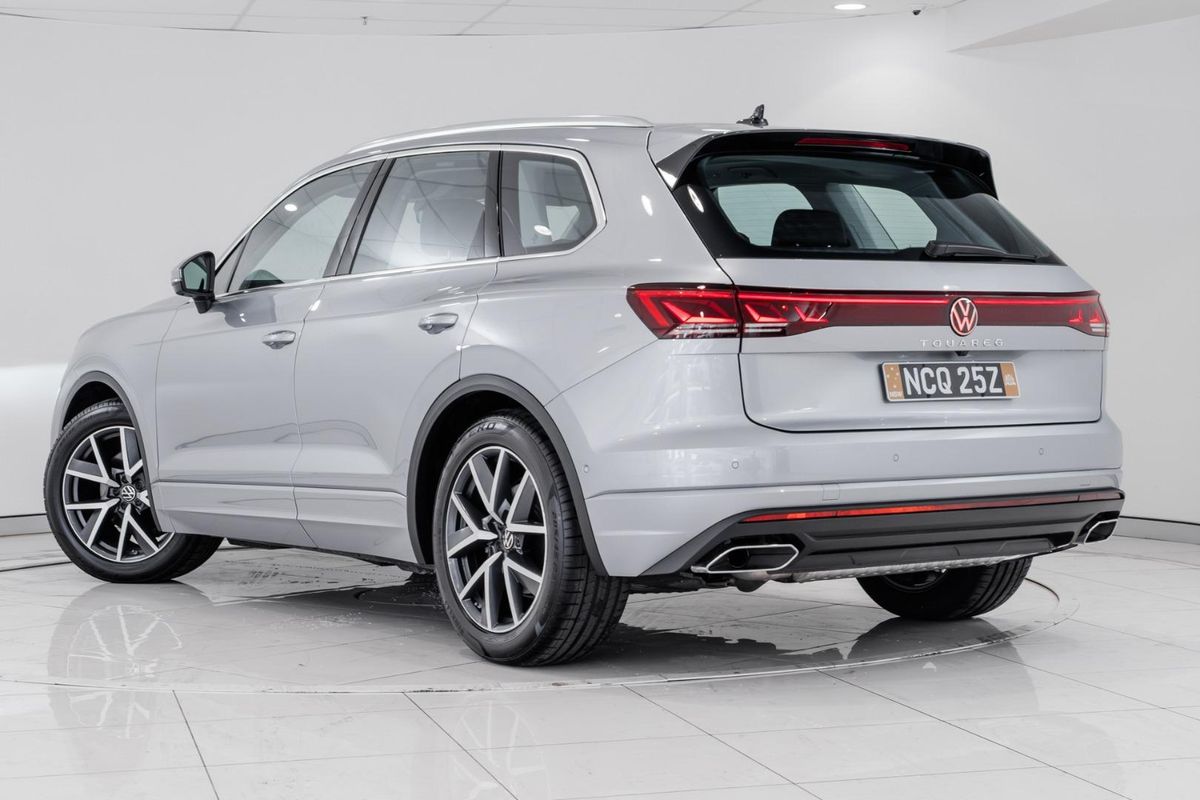 2025 Volkswagen Touareg 210TDI Elegance RC