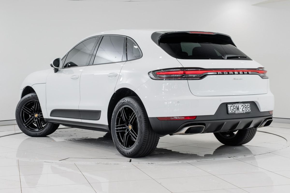 2020 Porsche Macan 95B