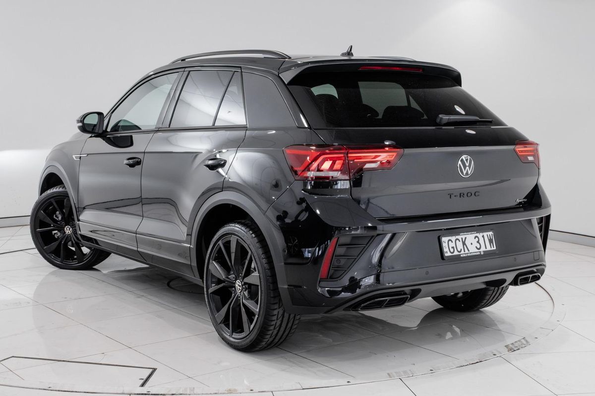 2025 Volkswagen T-Roc 140TSI R-Line D11