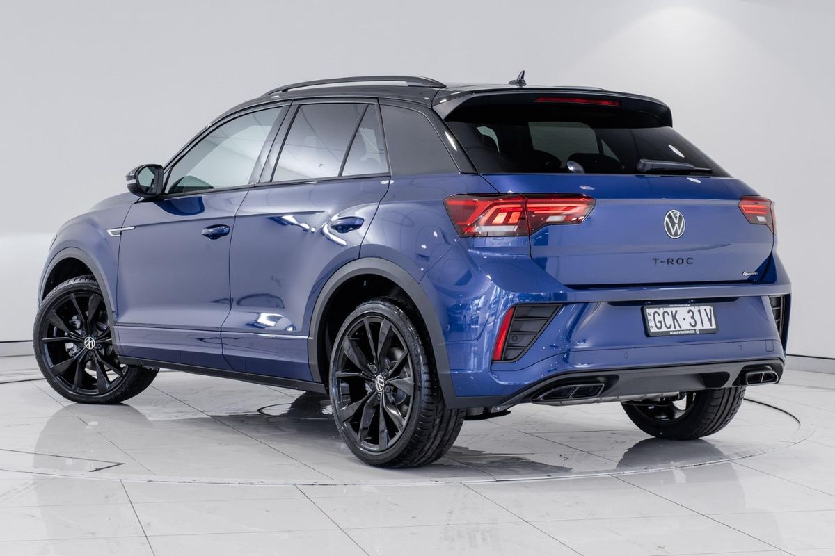 2025 Volkswagen T-Roc 140TSI R-Line D11