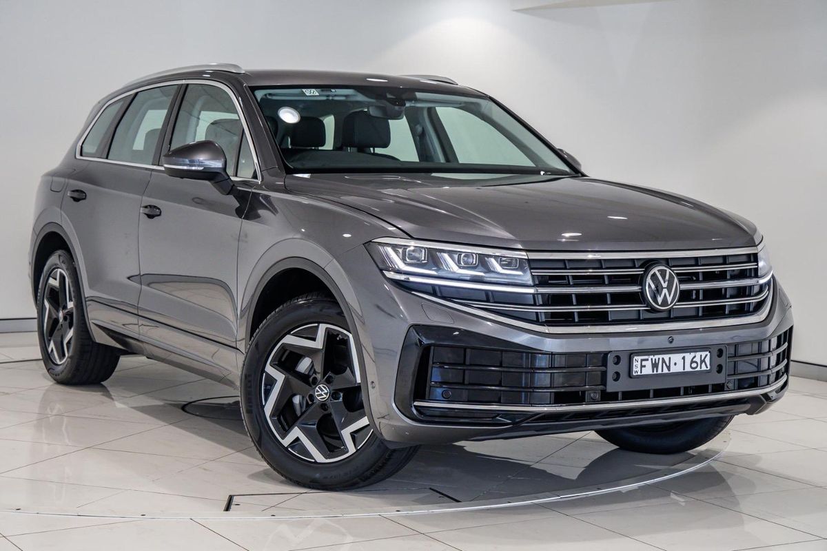 2025 Volkswagen Touareg 170TDI RC