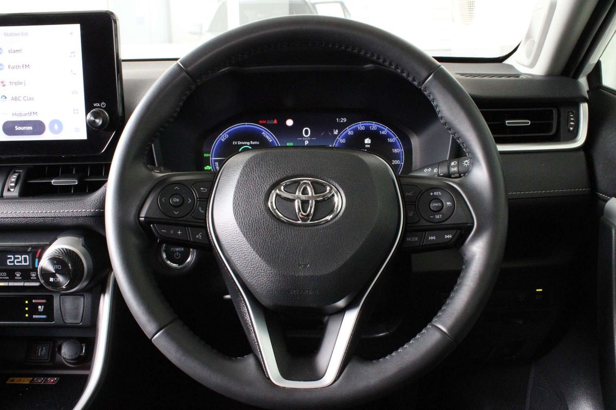 2022 Toyota RAV4 Cruiser AXAH54R