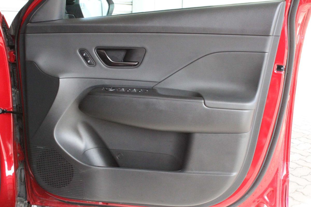 2025 Hyundai Kona Premium N Line SX2.V2