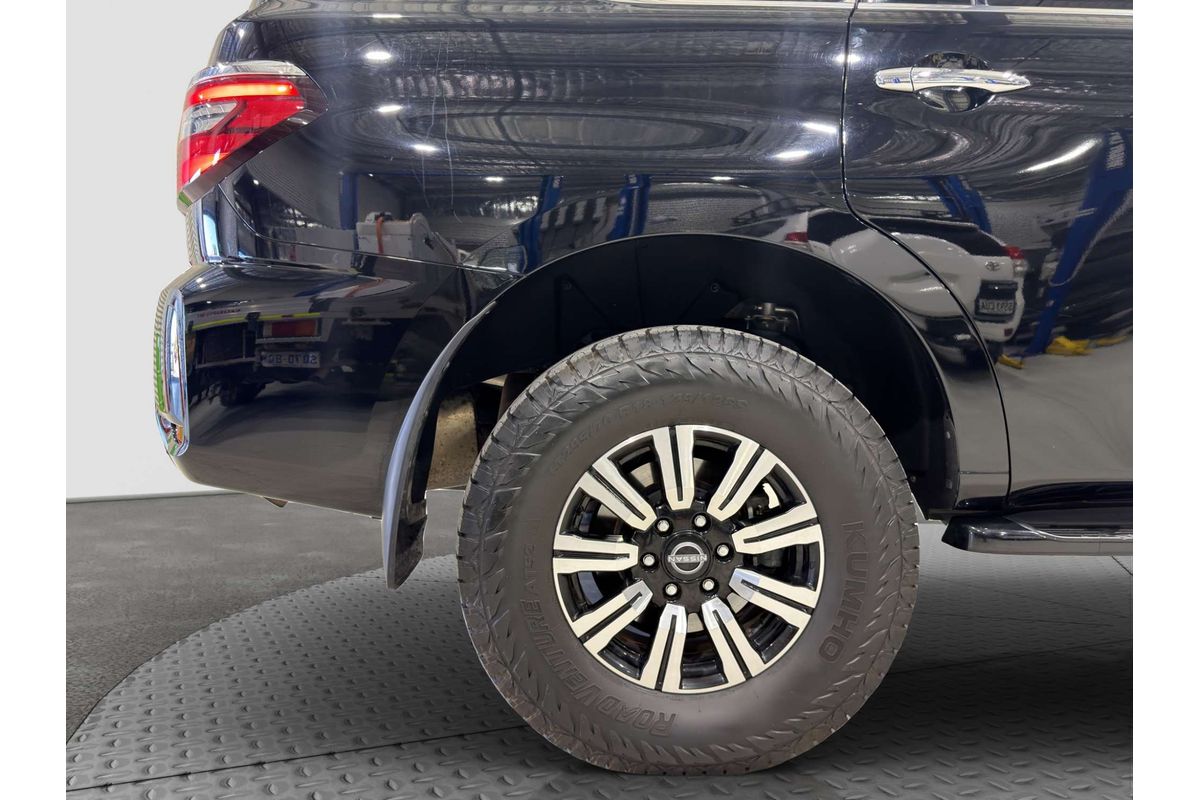 2022 Nissan Patrol Ti-L Y62 image 16