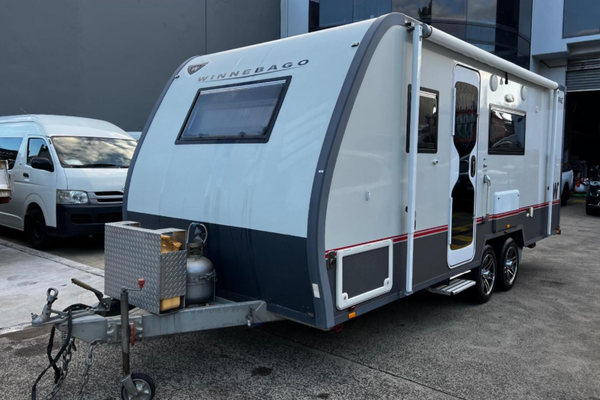 2018 Winnebago BURKE couples tourer