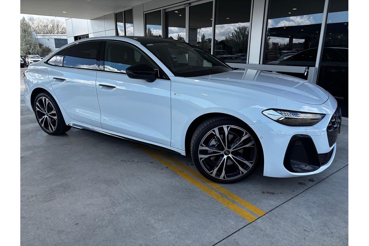 2025 Audi A5 TFSI 150kW S line B10