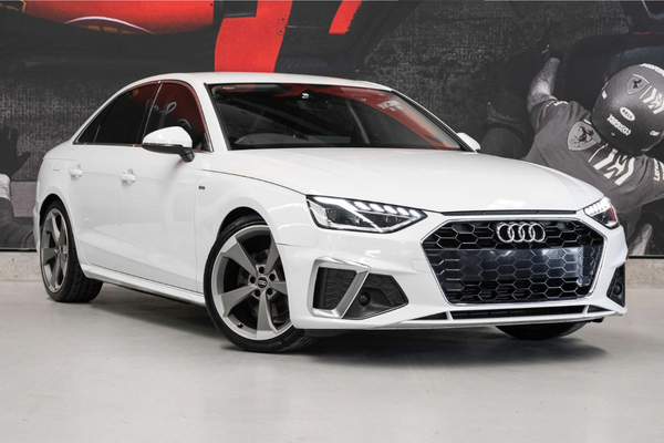 2022 Audi A4 35 TFSI S line B9