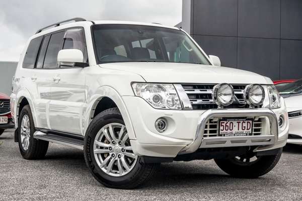 2013 Mitsubishi Pajero VR-X NW