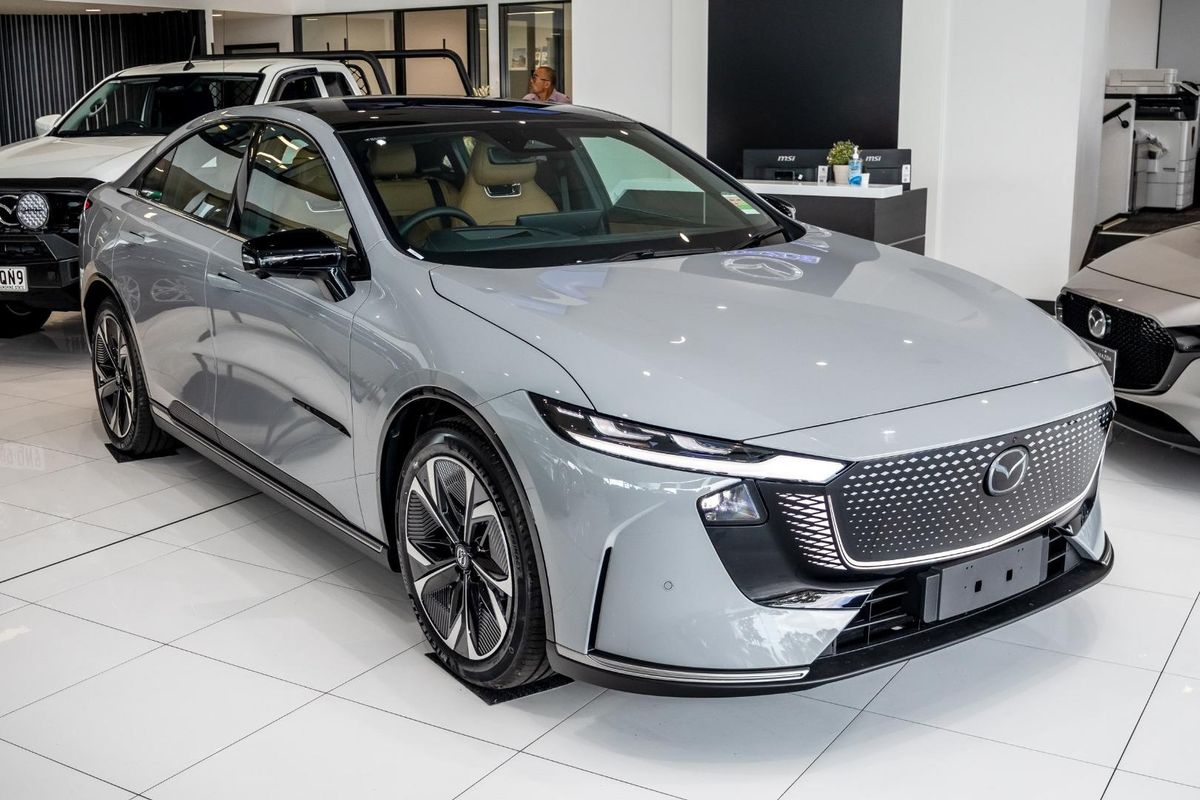 2026 Mazda 6e E35 Atenza