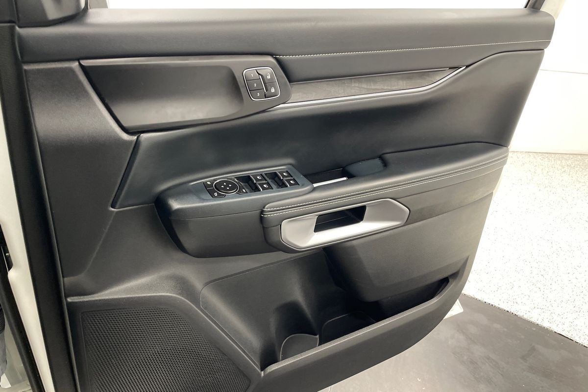 2023 Ford Everest Platinum 3.0L