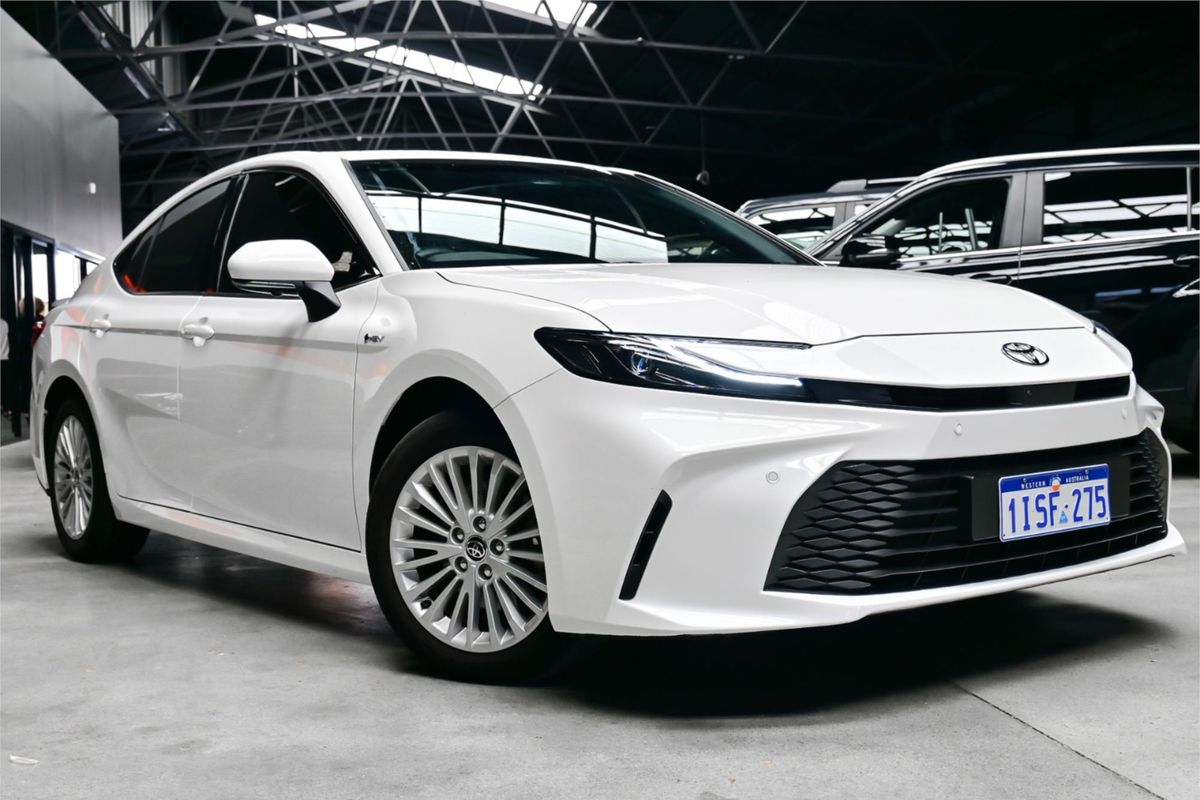 2025 Toyota Camry Ascent AXVH80R