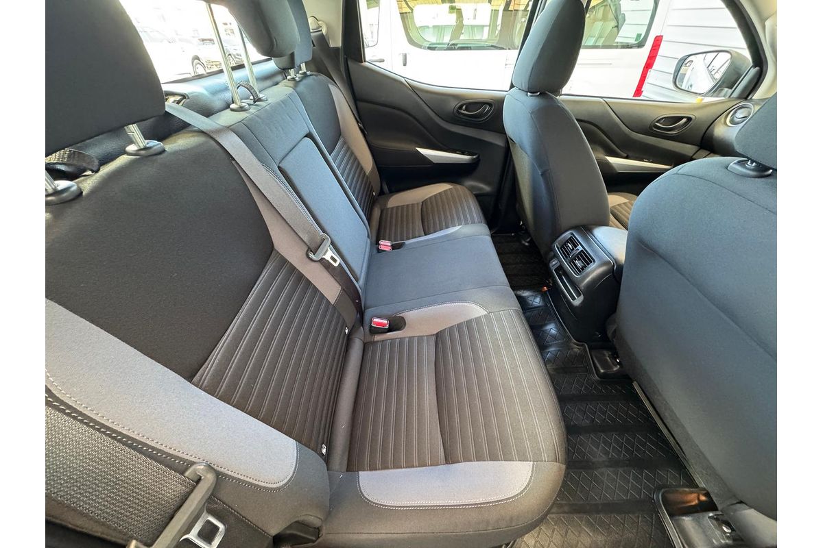 2021 Nissan Navara SL D23 4X4 image 13