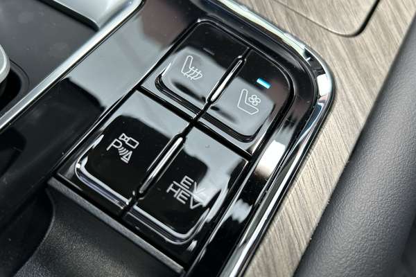 2025 GWM Tank 500 Ultra Hybrid P03 thumb-17
