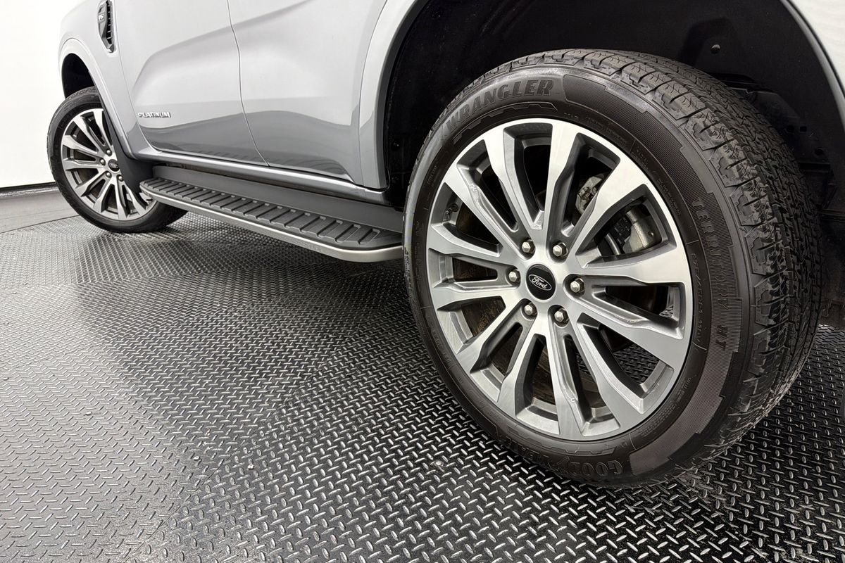 2024 Ford Everest Platinum 3.0L