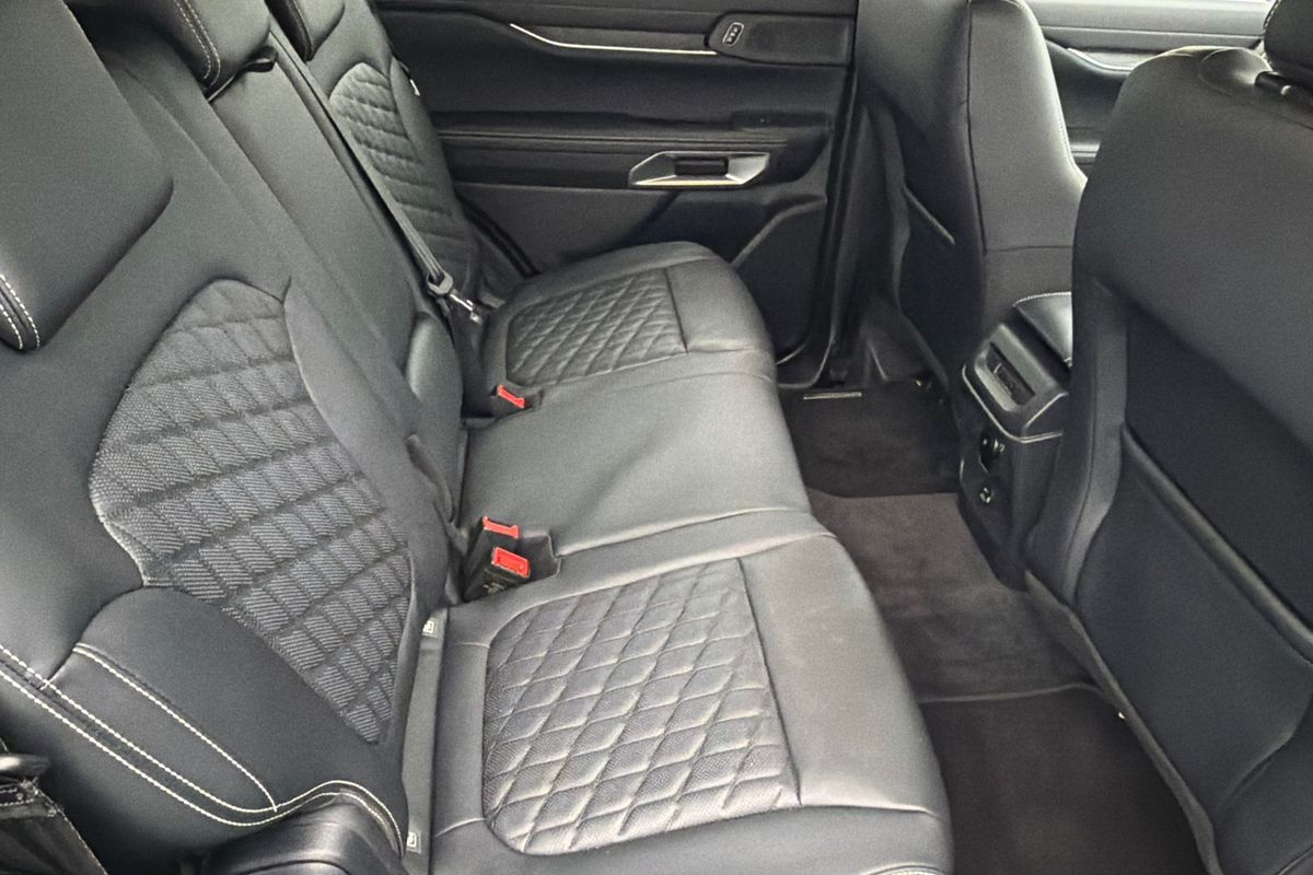 2024 Ford Everest Platinum 3.0L