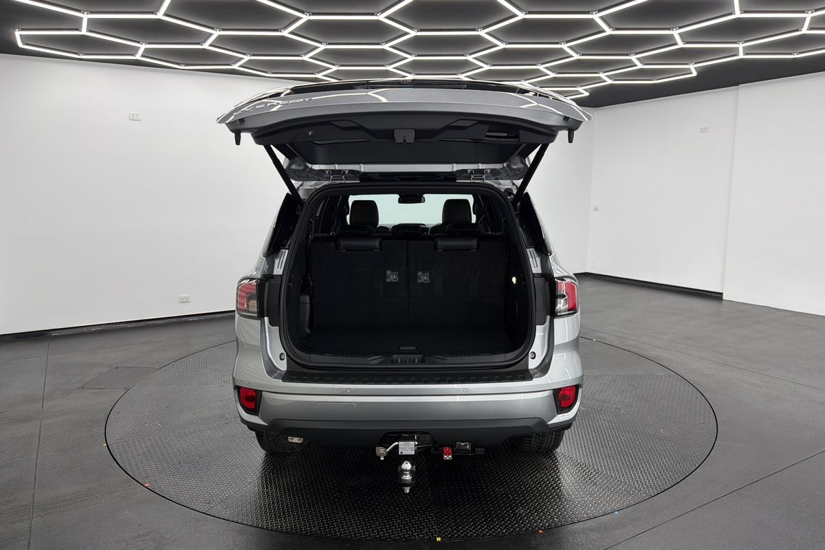 2024 Ford Everest Platinum 3.0L
