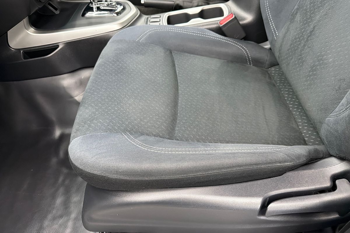 2019 Nissan Navara RX D23 Series 4 Rear Wheel Drive