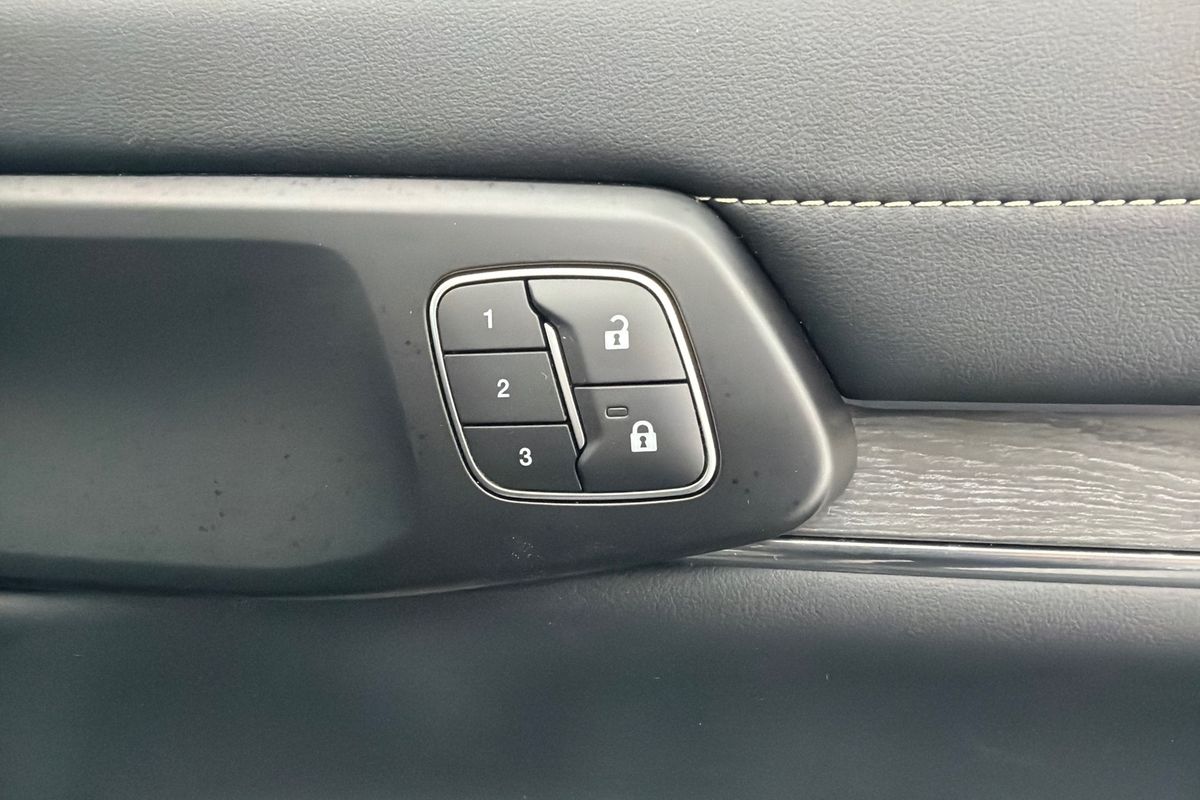 2024 Ford Everest Platinum 3.0L