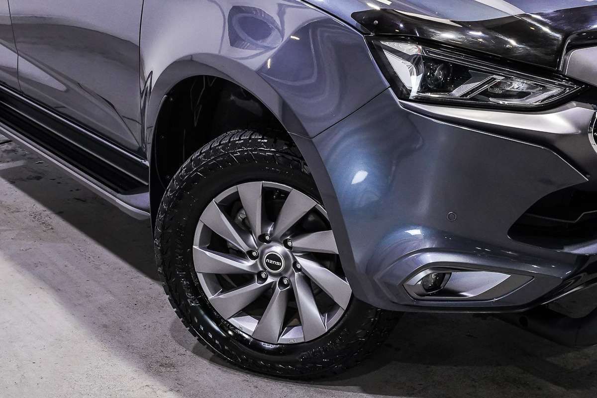 2024 Isuzu MU-X LS-U