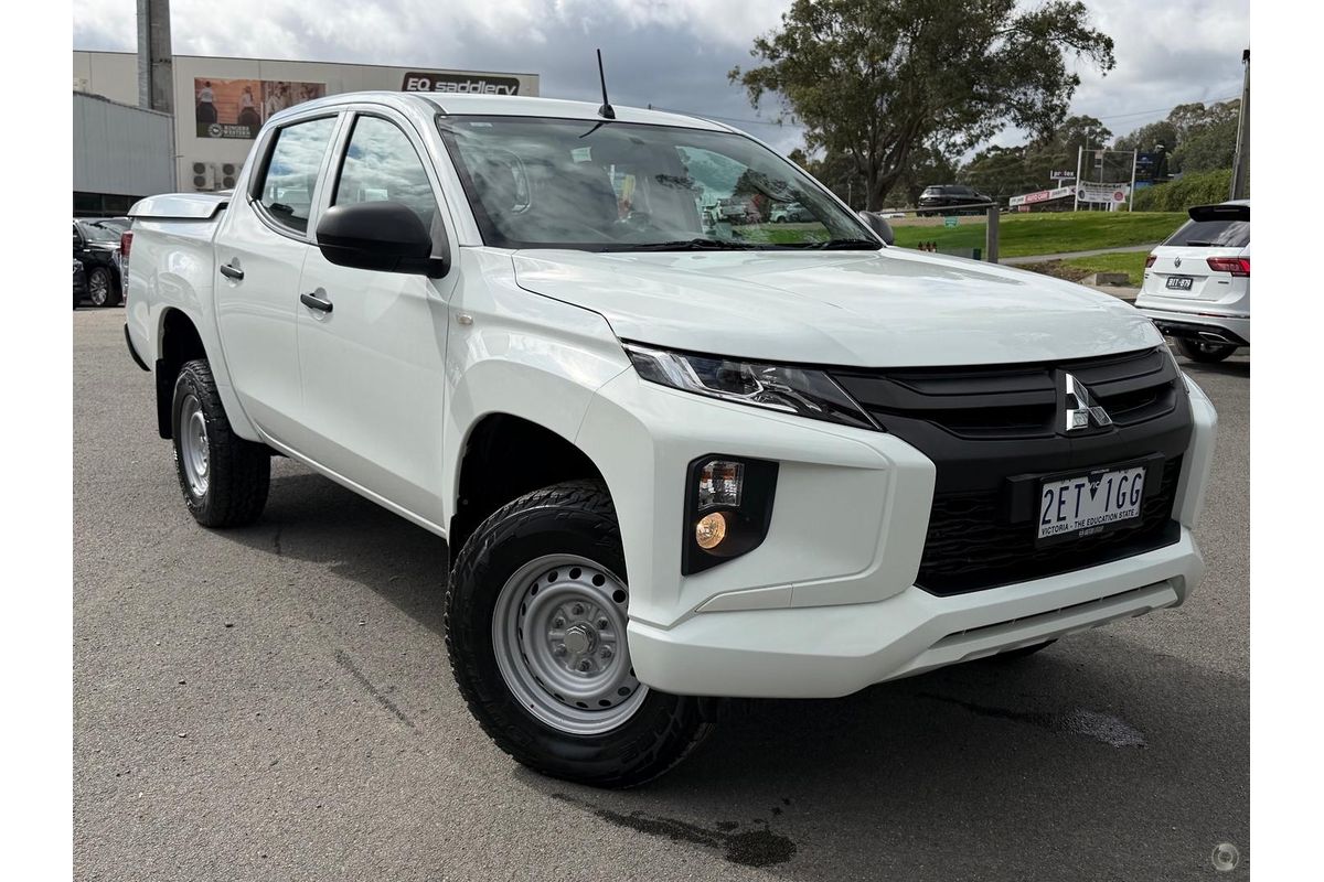 2020 Mitsubishi Triton GLX MR 4X4